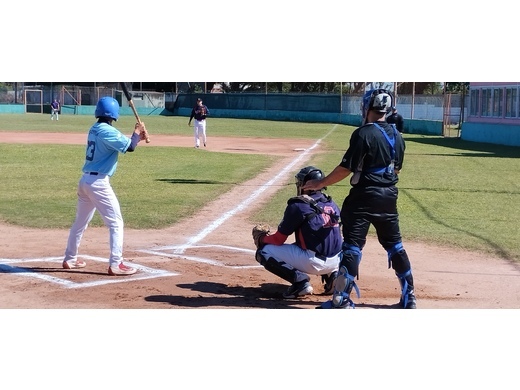 Resultados apasionantes en una nueva fecha del béisbol cordobés