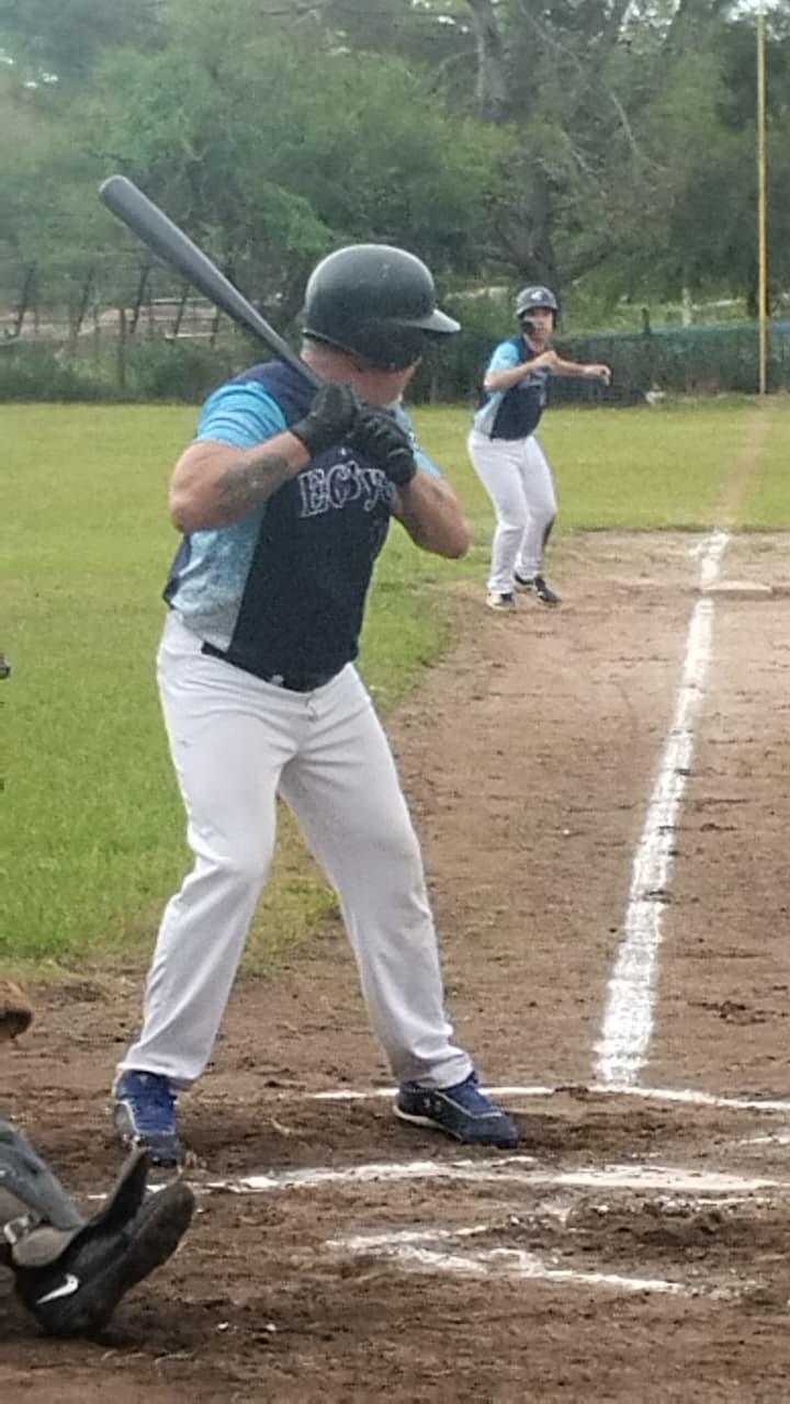 ⚾ Fin de semana a pleno béisbol: se completó la fecha pese a la lluvia
